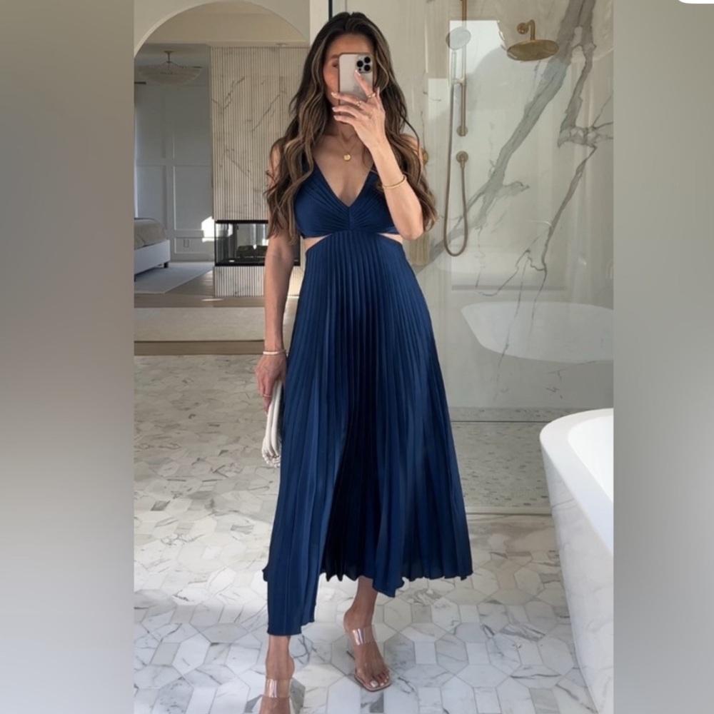 Abercrombie and‎ Fitch Navy Giselle Pleated Cutout Maxi Dress size XL